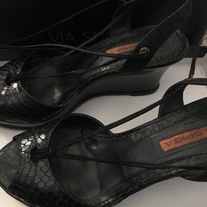 Via spiga black snakeskin wedge heels